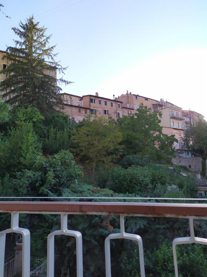 Casa Di Debora Hotel Perugia Luaran gambar